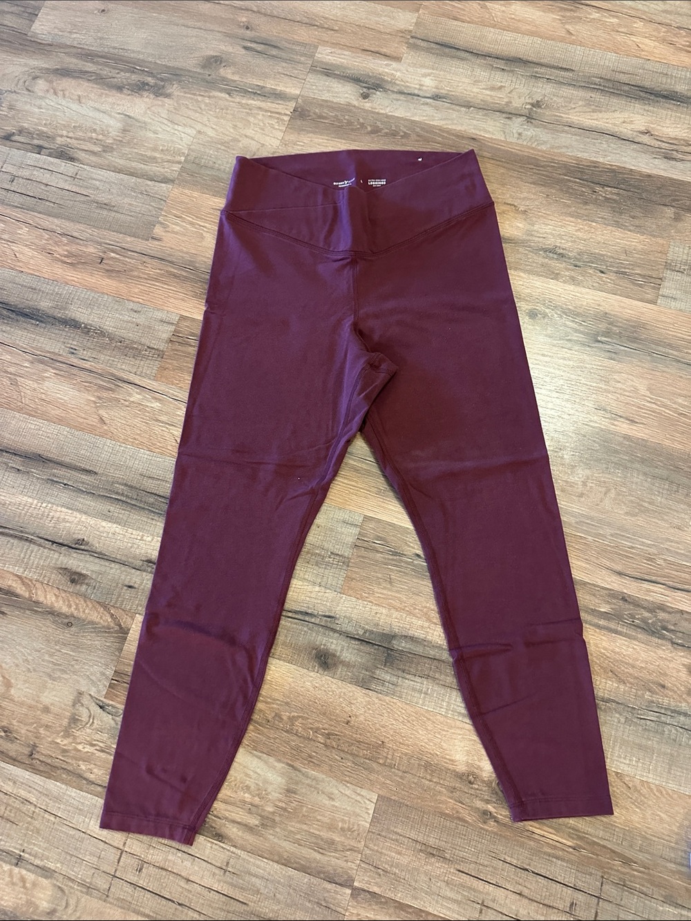 Women’s Extra High-Rise Leggings in Burgundy